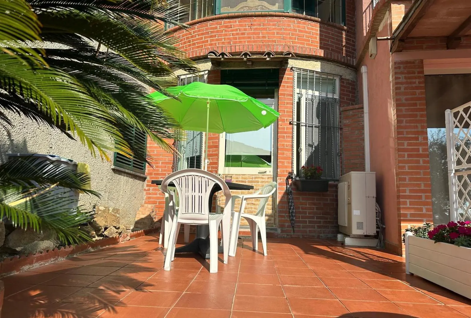Agrihome Di Alberto Giuseppe Gulotta B&B Bella Vista Appartamento Salvia Massarosa 0*,