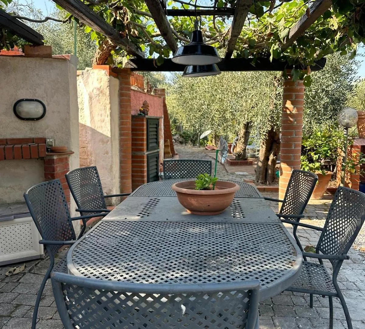 Agrihome Di Alberto Giuseppe Gulotta B&B Bella Vista Appartamento Salvia Massarosa